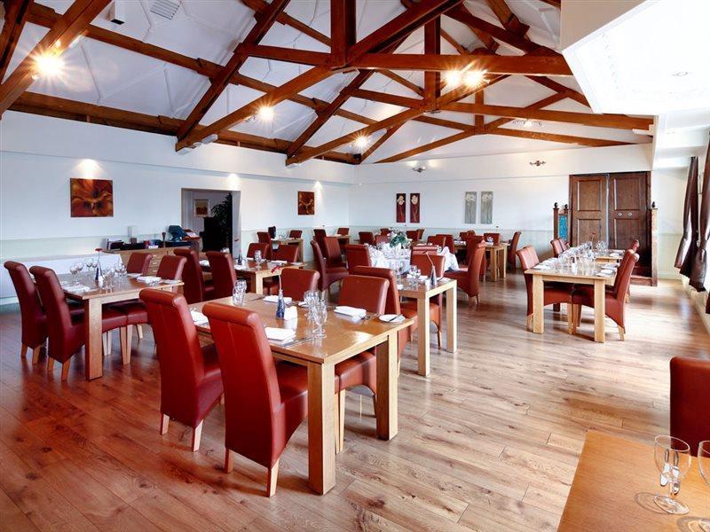 Mercure Swindon East Hotel And Spa Eksteriør bilde